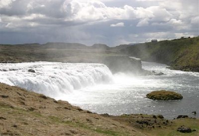 מפל פקסי במשולש הזהב של איסלנד