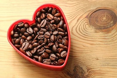 Café em grão com amor