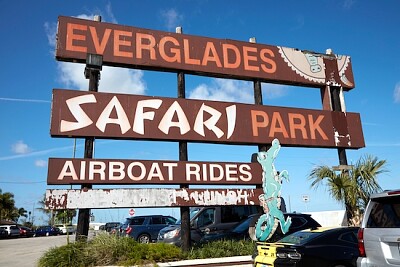 Cartello del Parco Safari delle Everglades