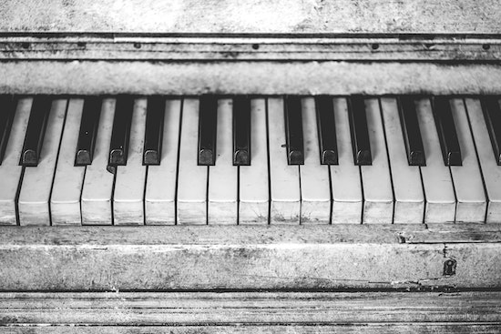 Piano antiguo