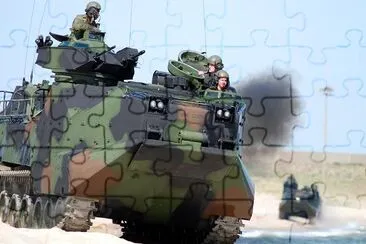 Marines estadounidenses AAV7P1 Amtracs