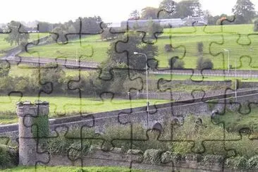 La strada a zig-zag per Slane, Irlanda