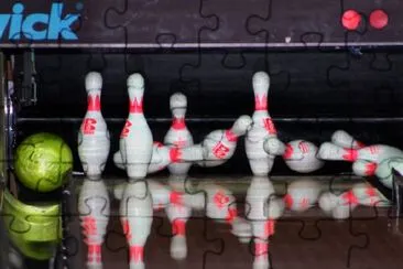 Bowling jigsaw puzzle