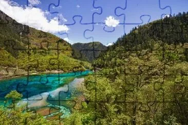 Five-Flowers Lake at Jiuzhaigou, Sichuan, China jigsaw puzzle