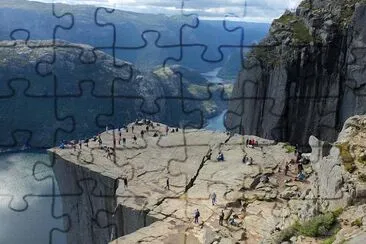 Spactacular Cliff View jigsaw puzzle