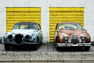 2 Vintage Cars jigsaw puzzle