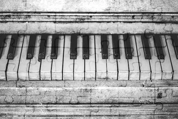 Piano antiguo