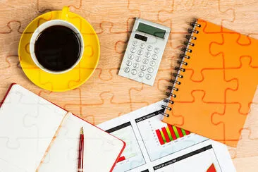 Table avec Café et Notes