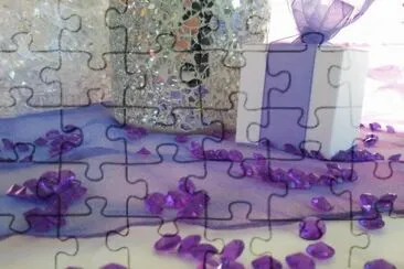 Diamond Confetti Decor