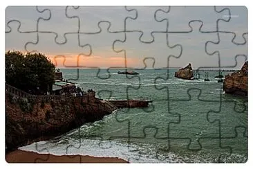 Plage du Vieux Port - Biarritz jigsaw puzzle