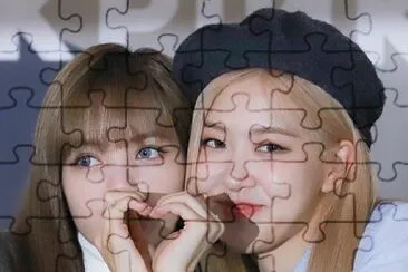 chaelisa blackpink jigsaw puzzle