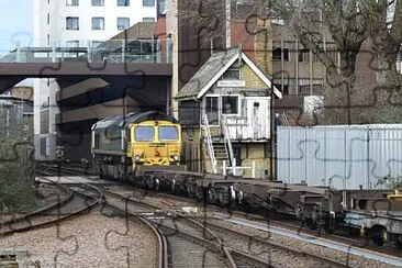 פאזל של 66 at Lincoln station