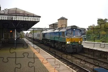 Class 66 Train at Spalding 2