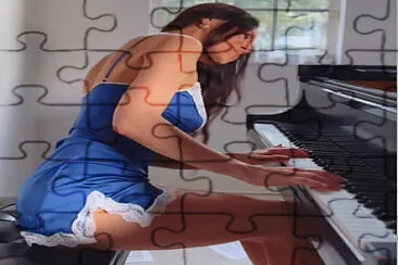 Piano jigsaw puzzle