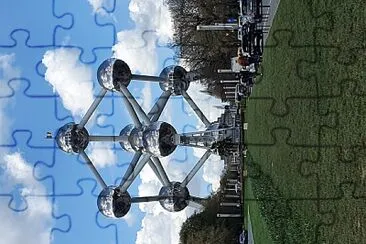 Atomium jigsaw puzzle