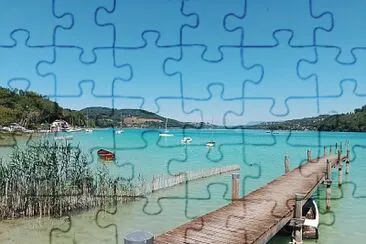 Le lac de Paladru (France) jigsaw puzzle