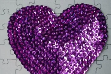 פאזל של Sequin Heart Applique