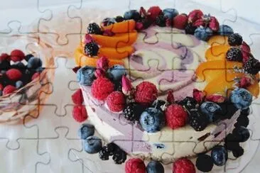 vanilla berry cake