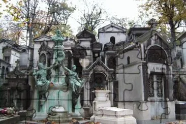 pere lachaise cemetery Paris