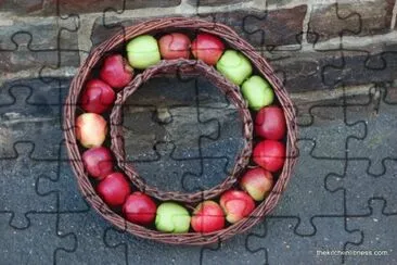 apple wreath