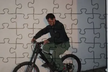 con la bici de maxi