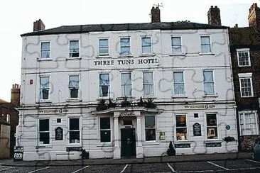 Three Tuns Hotel