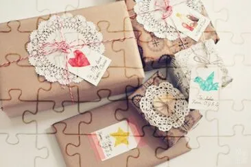 gift jigsaw puzzle