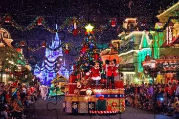 2013 Disneyland Christmas Parade