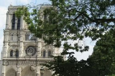 PARIS: NOTRE DAME