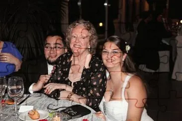 פאזל של Los novios con la abuela de ella