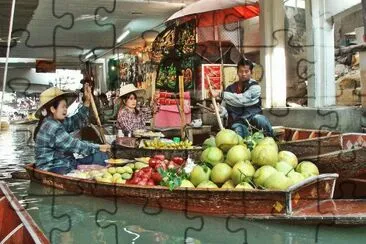 Floating market