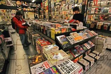 TIENDA DE COMICS EN BARCELONA jigsaw puzzle