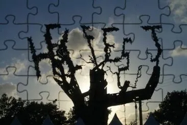 Hellfest tree