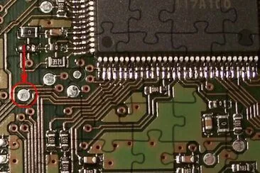 פאזל של PCB with test connection pads