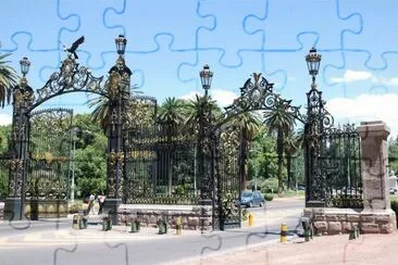 Entrada al Parque San MartÃ­n. Mendoza. Argentina jigsaw puzzle