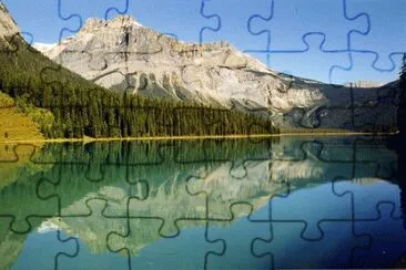 Lago Esmeralda. PN Yoho. CanadÃ¡ jigsaw puzzle