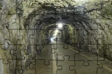 Laredo tunnel jigsaw puzzle