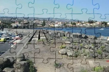 La costa de Catania en verano jigsaw puzzle