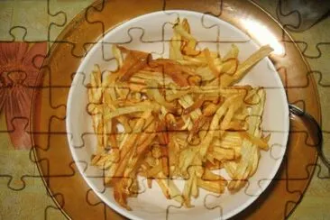 Seliciosas las papas fritas cortadas bien finitas jigsaw puzzle