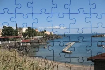 Catania y sus bellezas, el mar en un dia de verano jigsaw puzzle