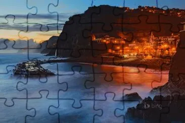 Bing image jigsaw puzzle