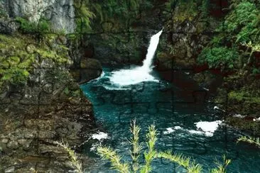 Cascada Los Alerces. RÃ­o Negro. Argentina