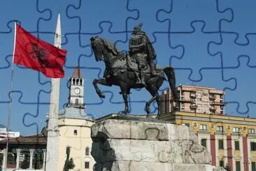 Skanderbeg Statue