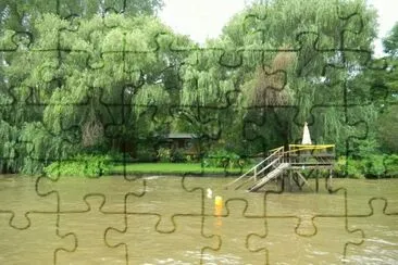 En el Delta del Tigre. Buenos Aires. Argentina jigsaw puzzle