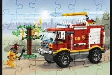 LEGO BOMBERO