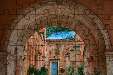 Acceso a las celdas del Monasterio jigsaw puzzle