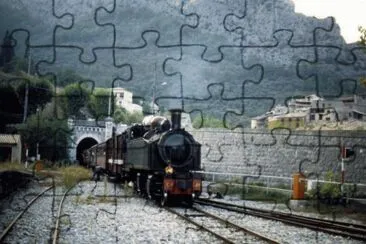 Train des Pignes (04 - France) 1 jigsaw puzzle