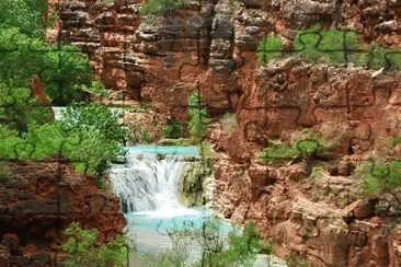 Upper-Beaver-Falls-from-trail-Grand-Canyon