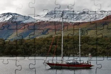 BahÃ­a Lapataia. Tierra del Fuego. Argentina jigsaw puzzle