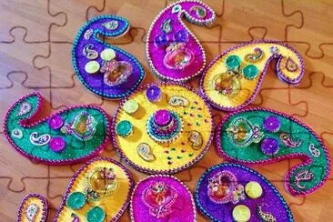 Vibrant Hand Made Mehndi Plates